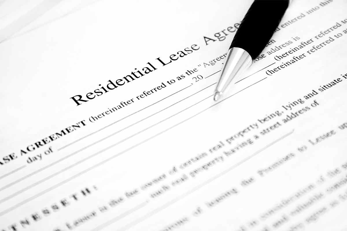 lease agreement with pen