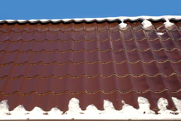 roof with melting snow