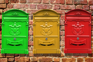 different colored mailboxes